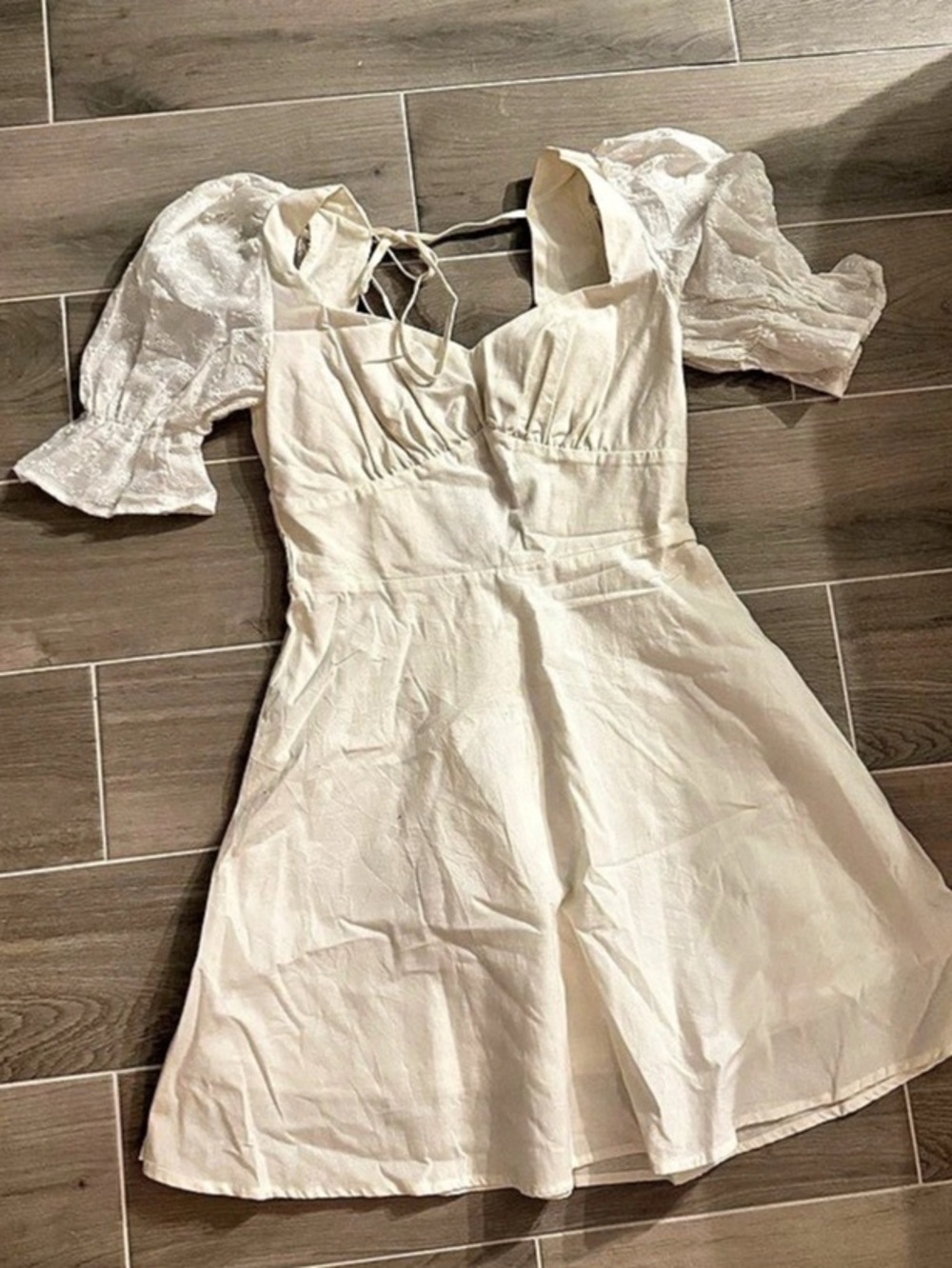 Windsor Eyes On You Eyelet Tie Back Dress White